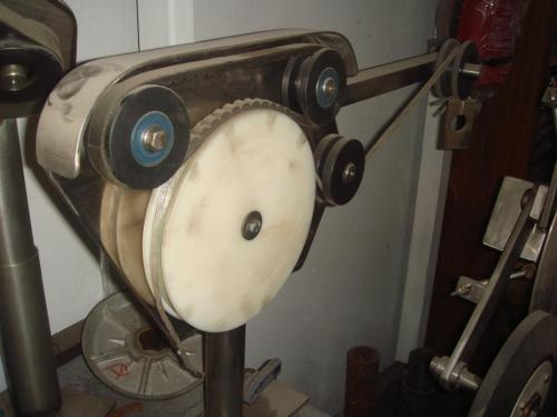 ΜΕΓΑΛΟ ΜΕ ΔΥΟ ΥΜΑΝΤΕΣ.JPG